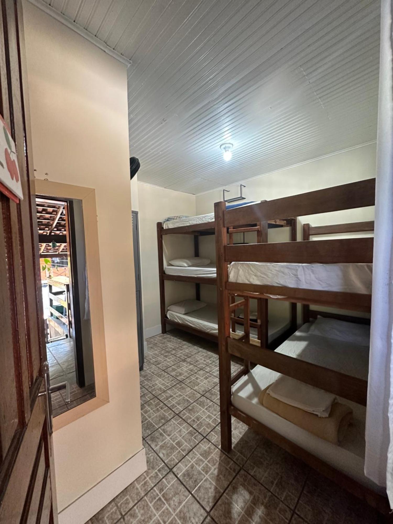 Mahalo Hostel Vila do Abraao Ngoại thất bức ảnh