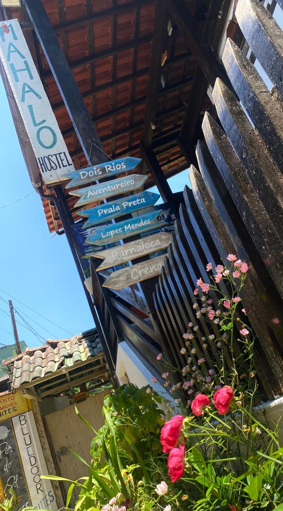 Mahalo Hostel Vila do Abraao Ngoại thất bức ảnh
