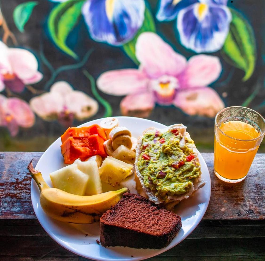 Mahalo Hostel Vila do Abraao Ngoại thất bức ảnh