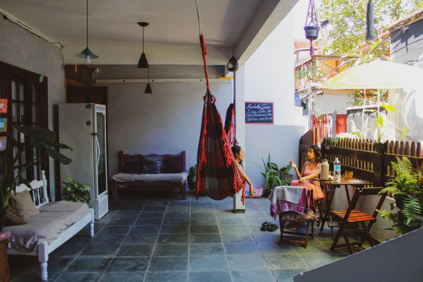 Mahalo Hostel Vila do Abraao Ngoại thất bức ảnh